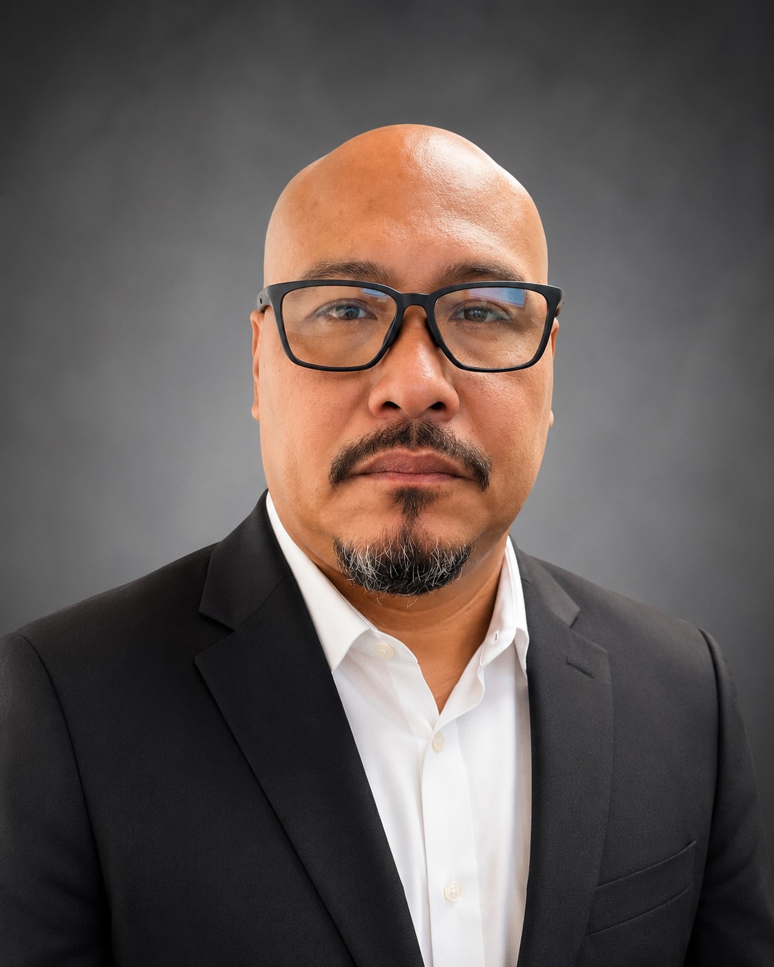 Elvis Requena portrait