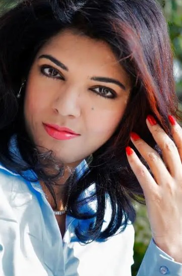 Saima Afreen portrait